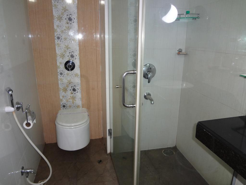 Hotel Budhil Park Visakhapatnam Oda fotoğraf