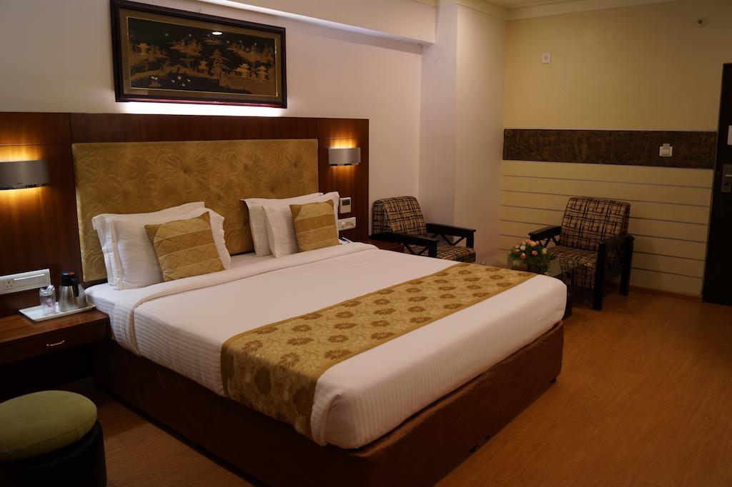 Hotel Budhil Park Visakhapatnam Dış mekan fotoğraf