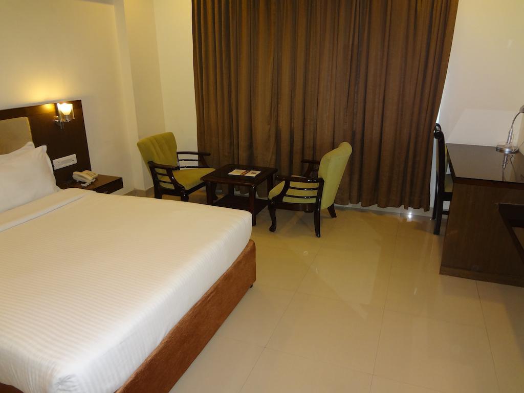 Hotel Budhil Park Visakhapatnam Dış mekan fotoğraf