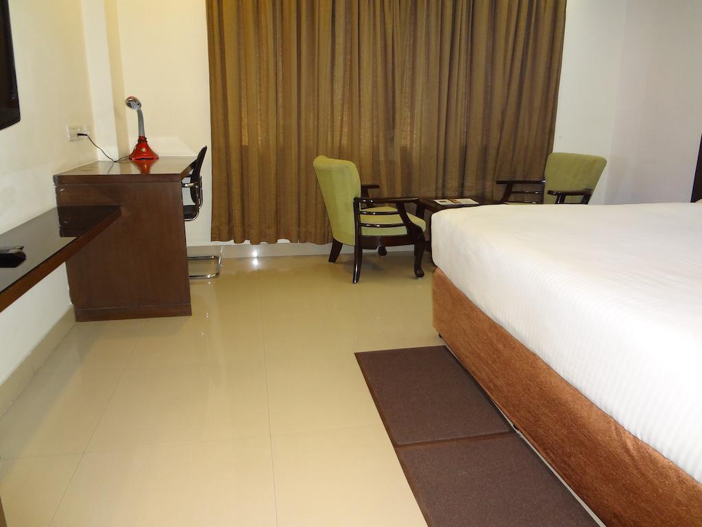 Hotel Budhil Park Visakhapatnam Dış mekan fotoğraf