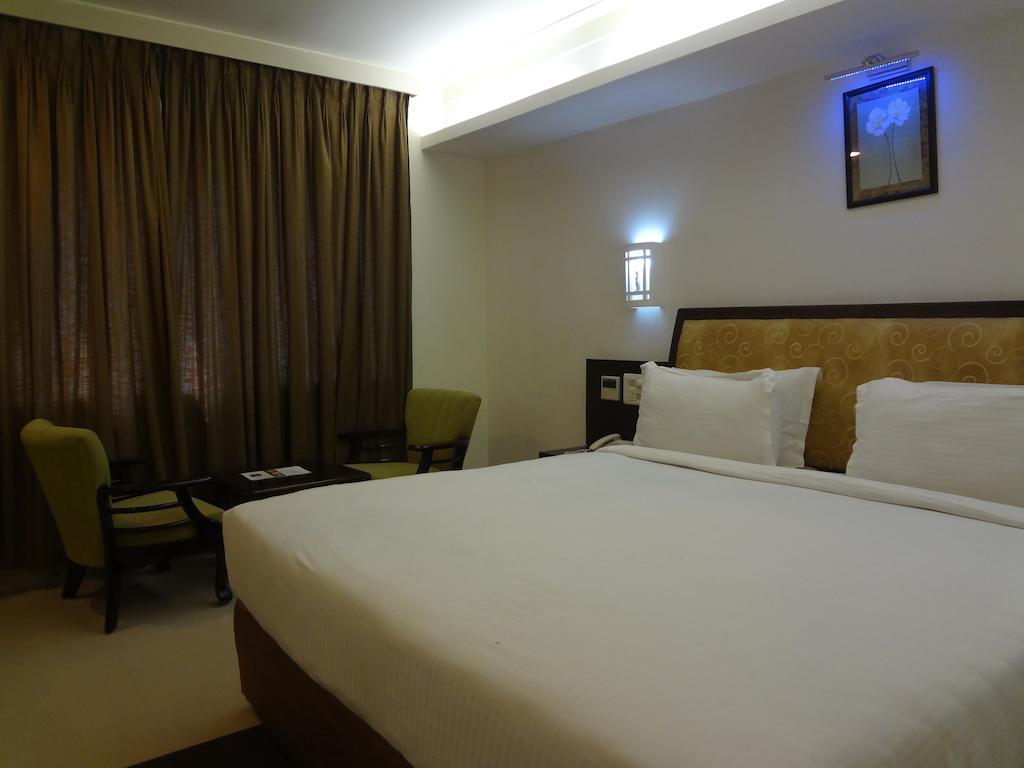 Hotel Budhil Park Visakhapatnam Dış mekan fotoğraf