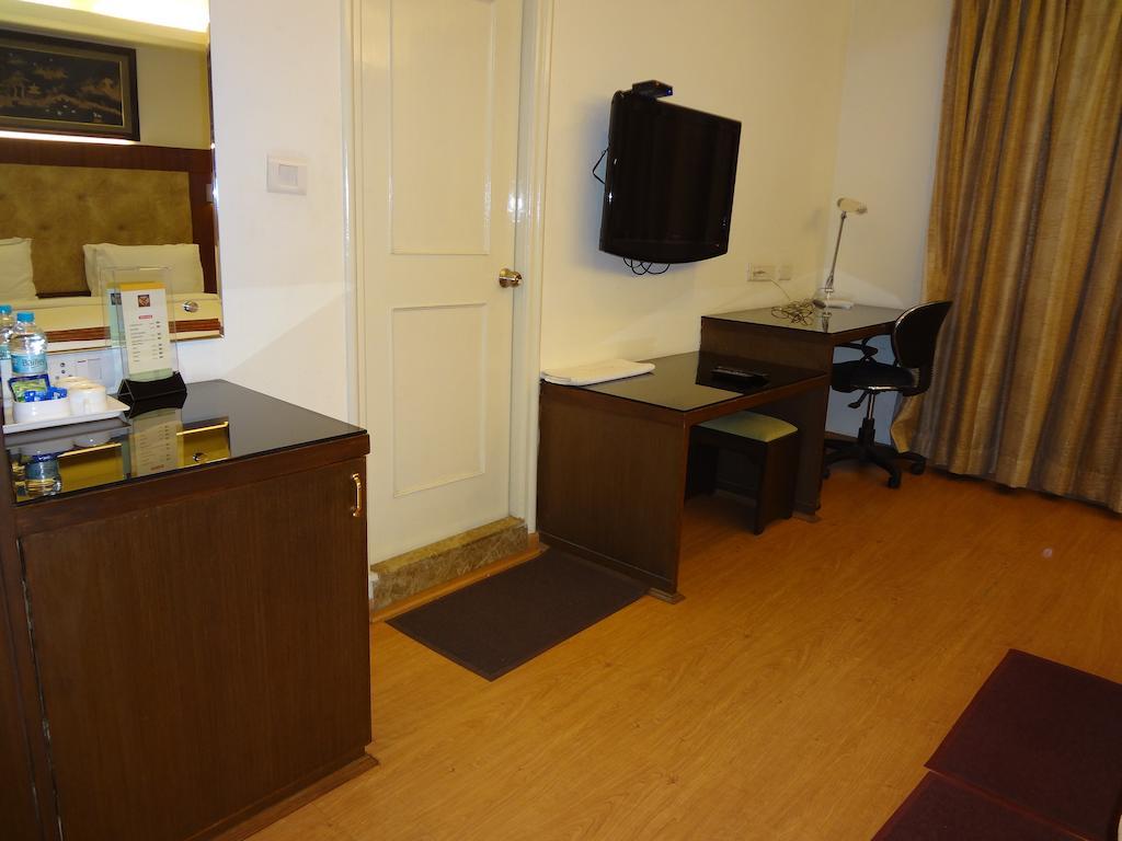 Hotel Budhil Park Visakhapatnam Dış mekan fotoğraf